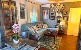 Apartamento con Terraza,a 100m playa Costilla y Frente al Castillo